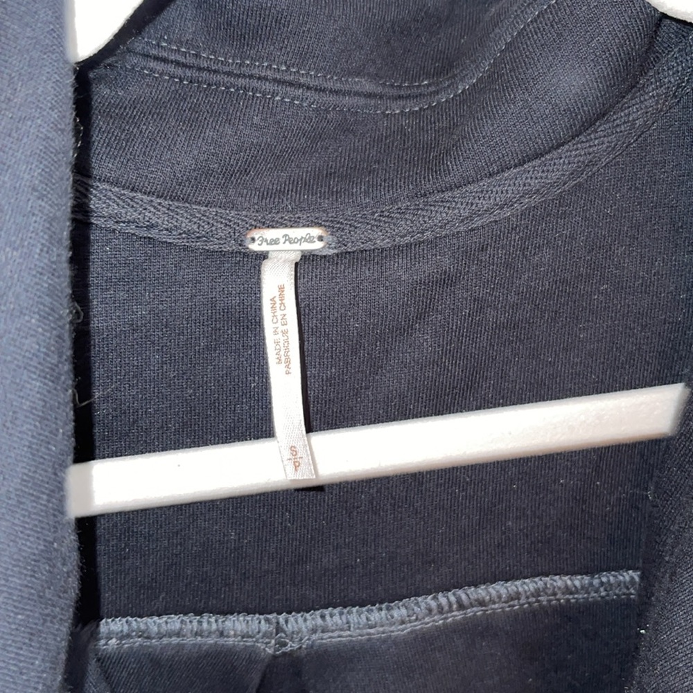 Free People‎ Ruby Shacket - Picture 4 of 7